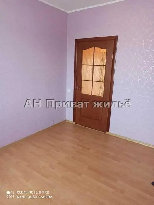 Будинок в Мильцях з гаражем для вантажного авто