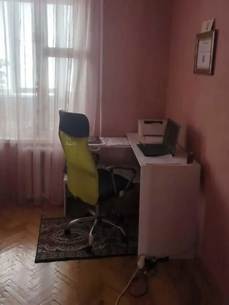 Продаж 3 кімнатної квартири на м-н Левада
