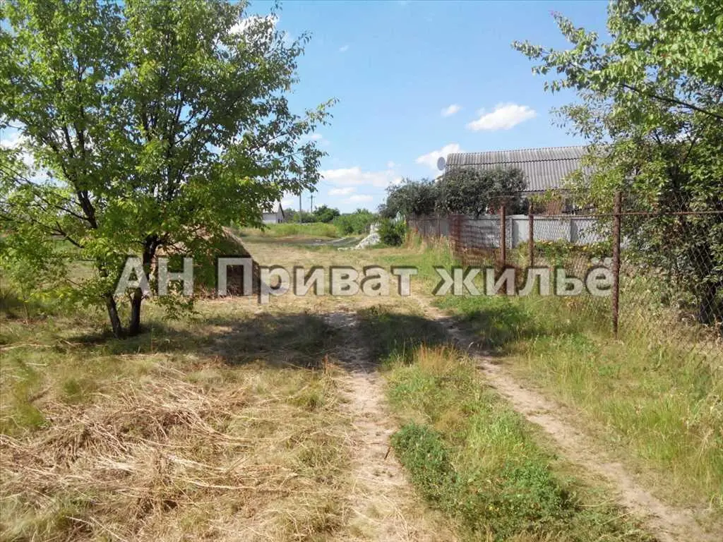 Продам хороший приватизированный участок под застройку, 15 соток. Полтава