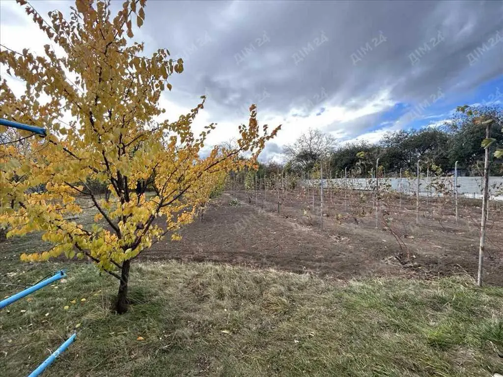 Будинок у передмісті, с. Мильці