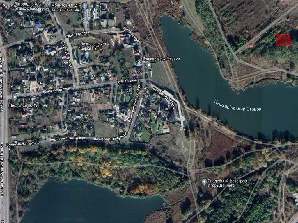 Ділянка в перспективному місці на Юрівці!