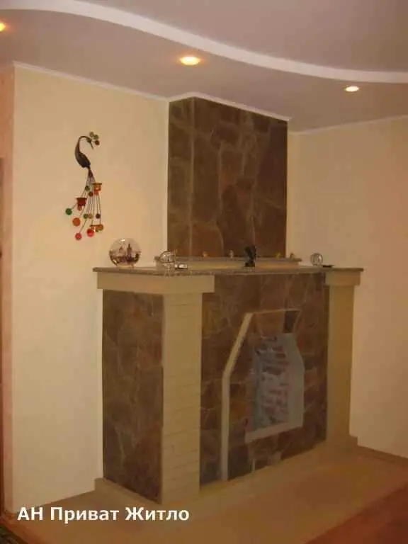 Будинок для великої сім`ї, Червоний Шлях