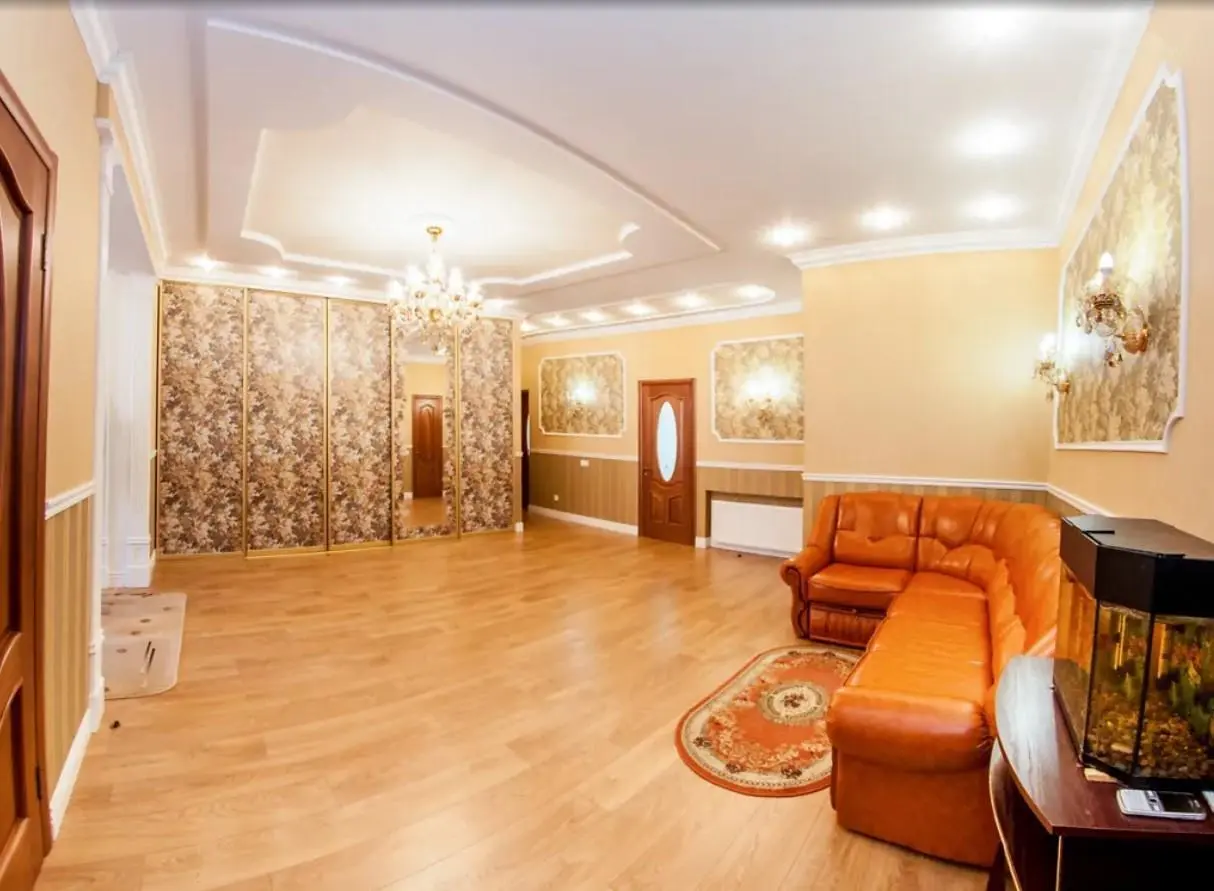 Полтава, 3x кімнатна квартира VIP-класу