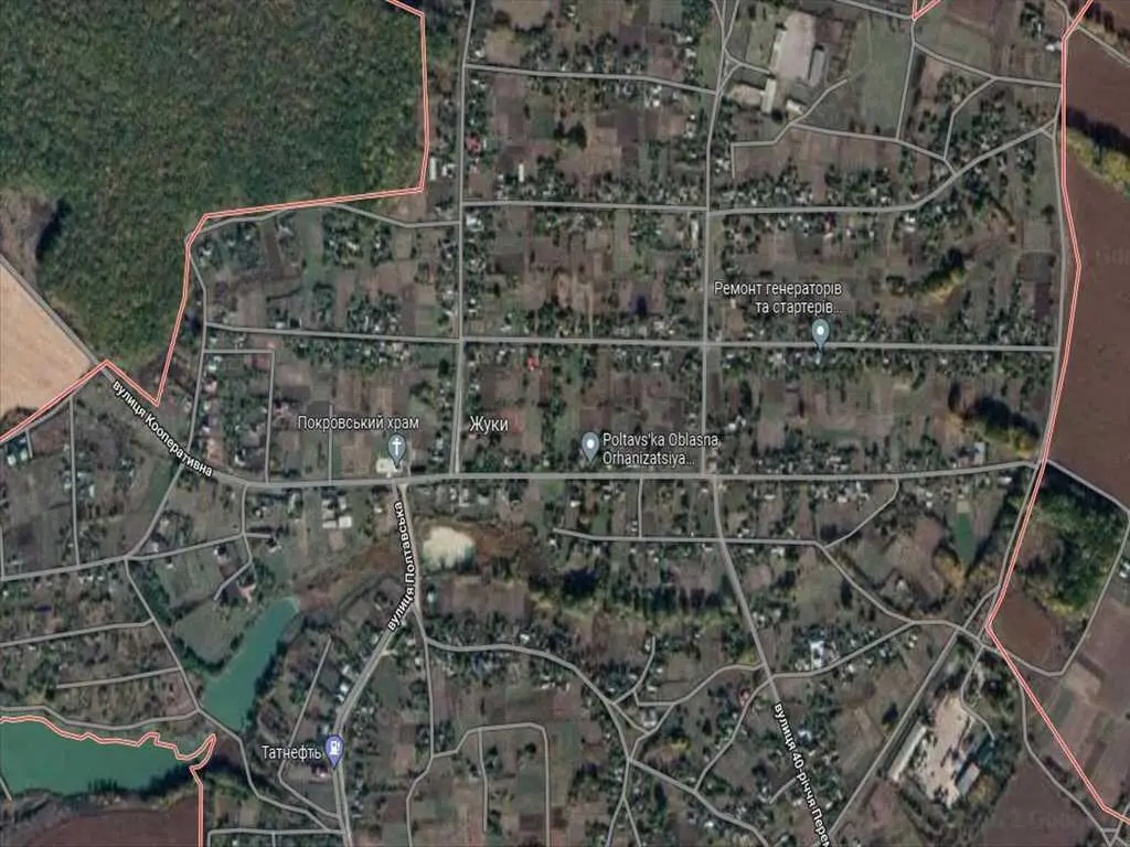 Земельна ділянка в Жуках!