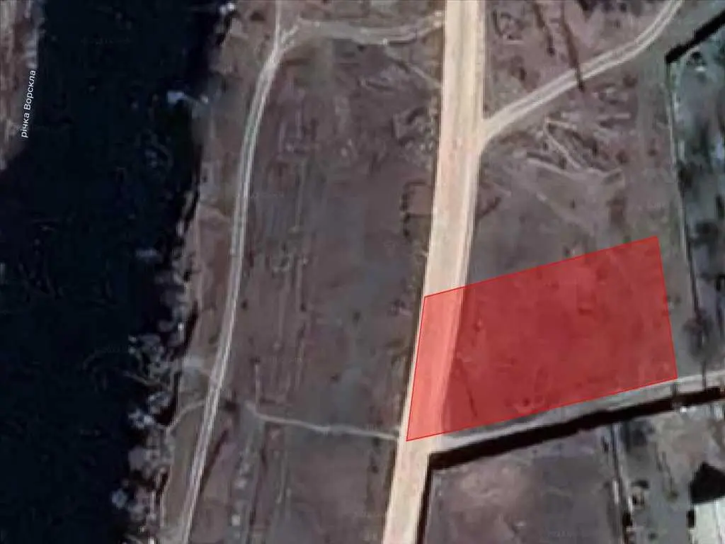  Петрівка. Ділянка  на березі річки!