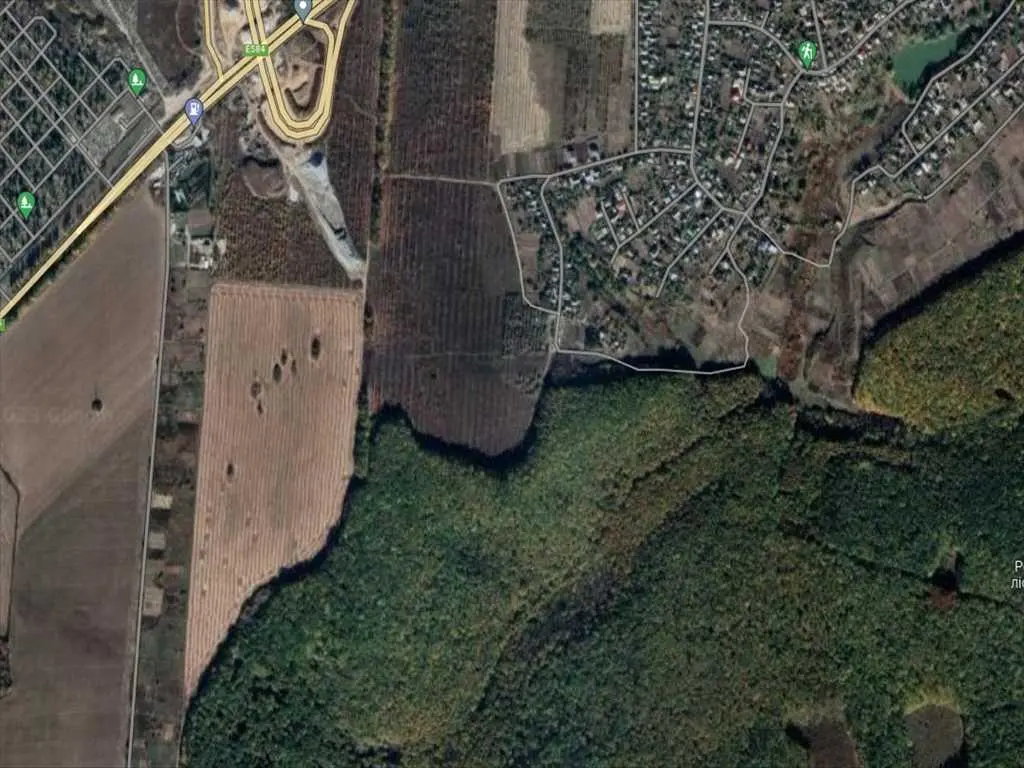 Земельна ділянка в Розсошенцях!
