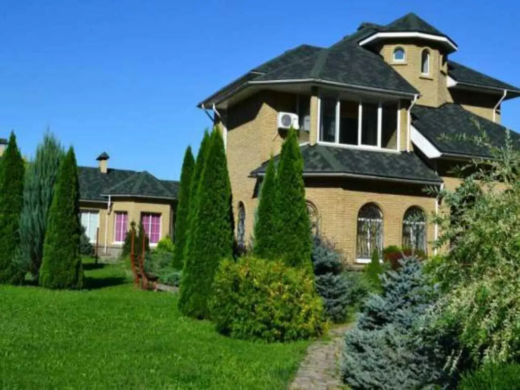 Неймовірний будинок в Яру.