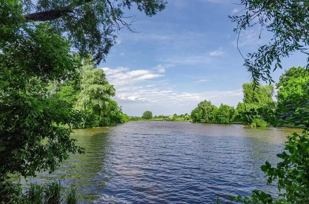 Земельна ділянка під забудову в с.Жуки