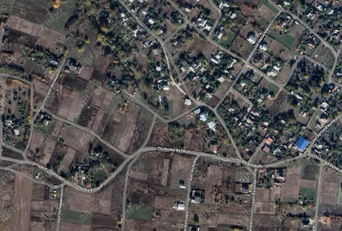 Земельна ділянка у Гожулах.