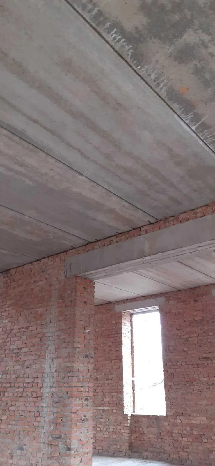 Будинок з характером!