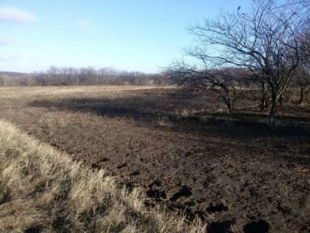 Земельна ділянка з комунікаціями в Мачухах! 