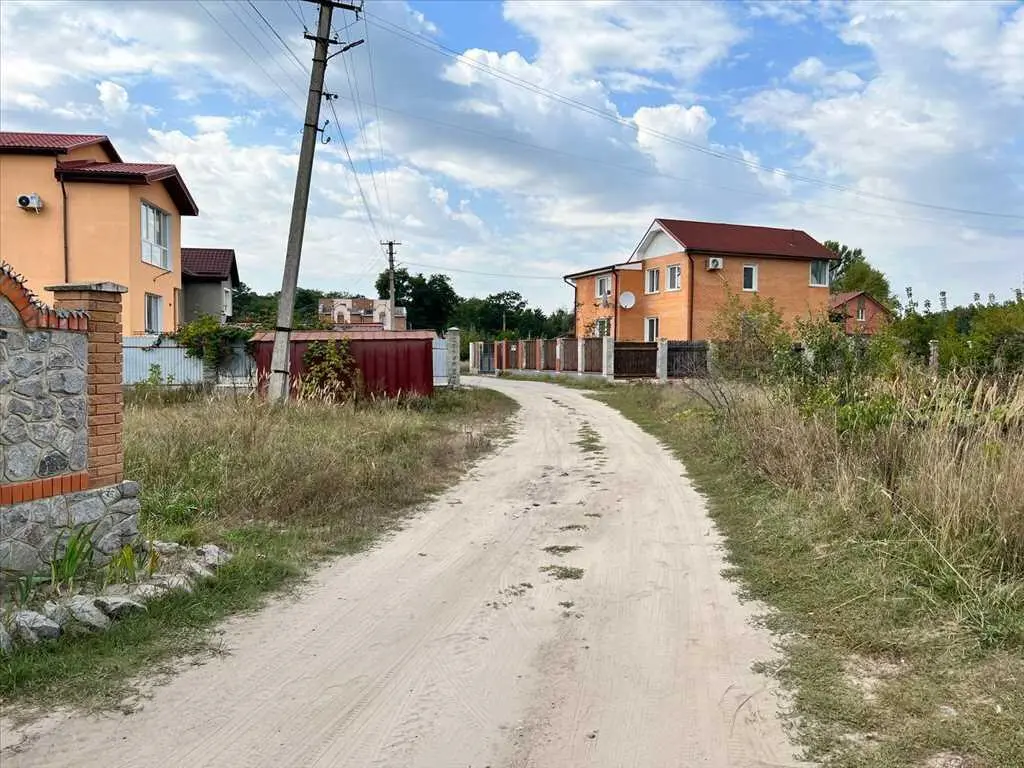 Земельна ділянка на Вакуленцях!