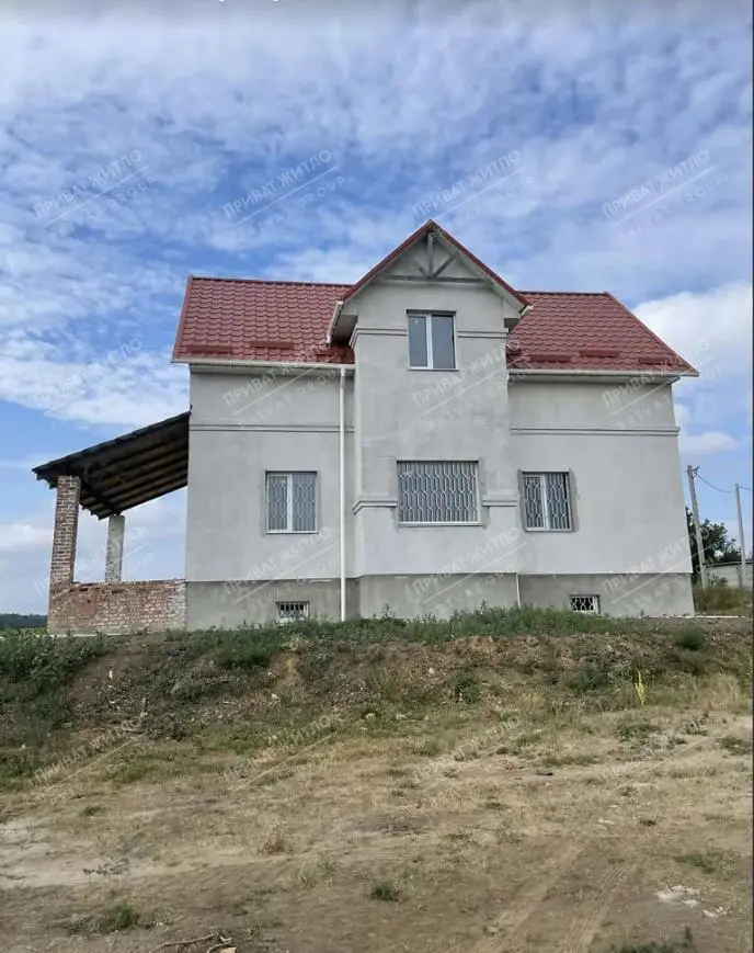 Новий котедж в Горбанівці
