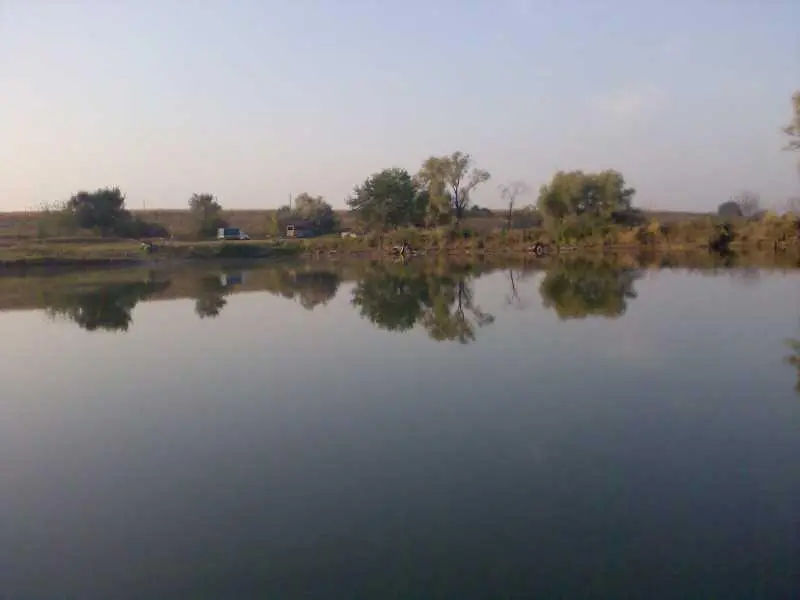 Ділянка в Новоселівці