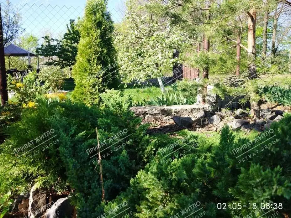 До вашої уваги дуже гарний будинок в Яру