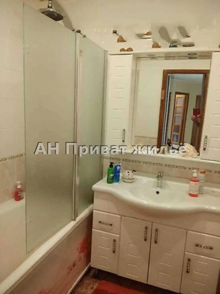 Трикімнатна квартира з автономним опаленням