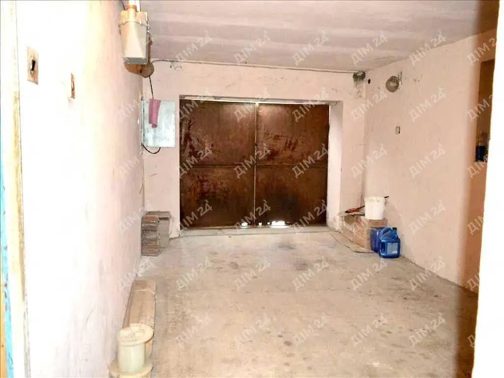 Будинок на Подолі