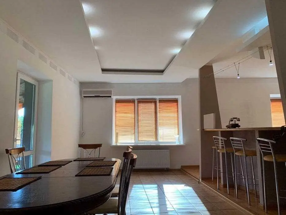 Добротний будинок в Рибцях!