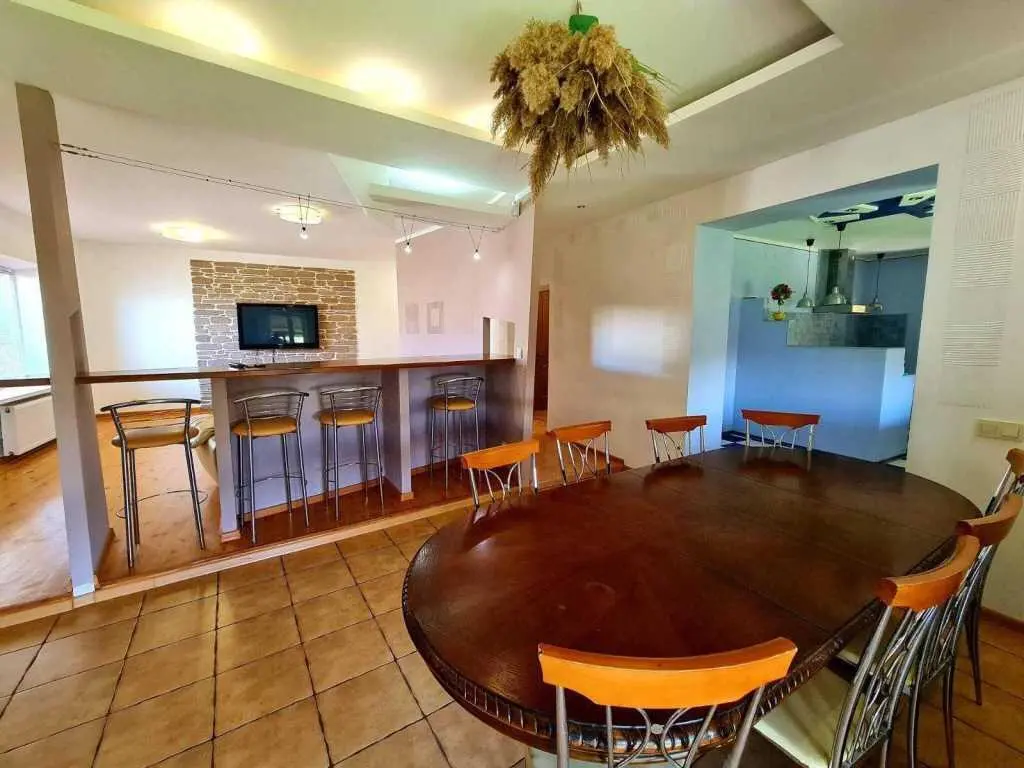 Добротний будинок в Рибцях!