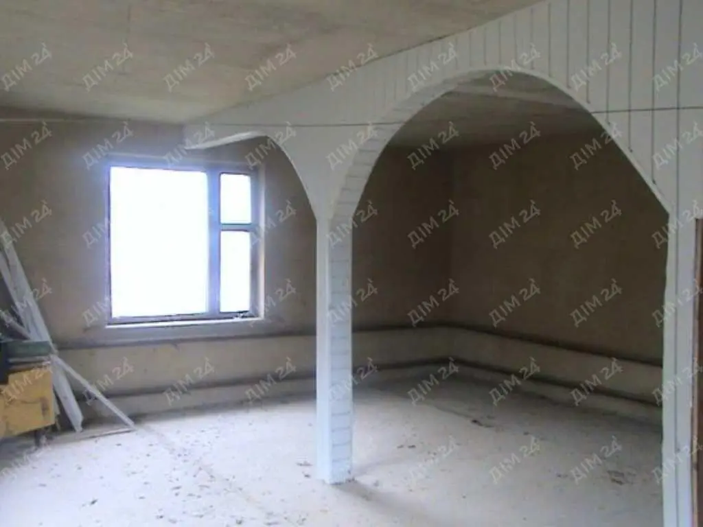 Ділянка з будинком в с.Коломак за Абазівкою.