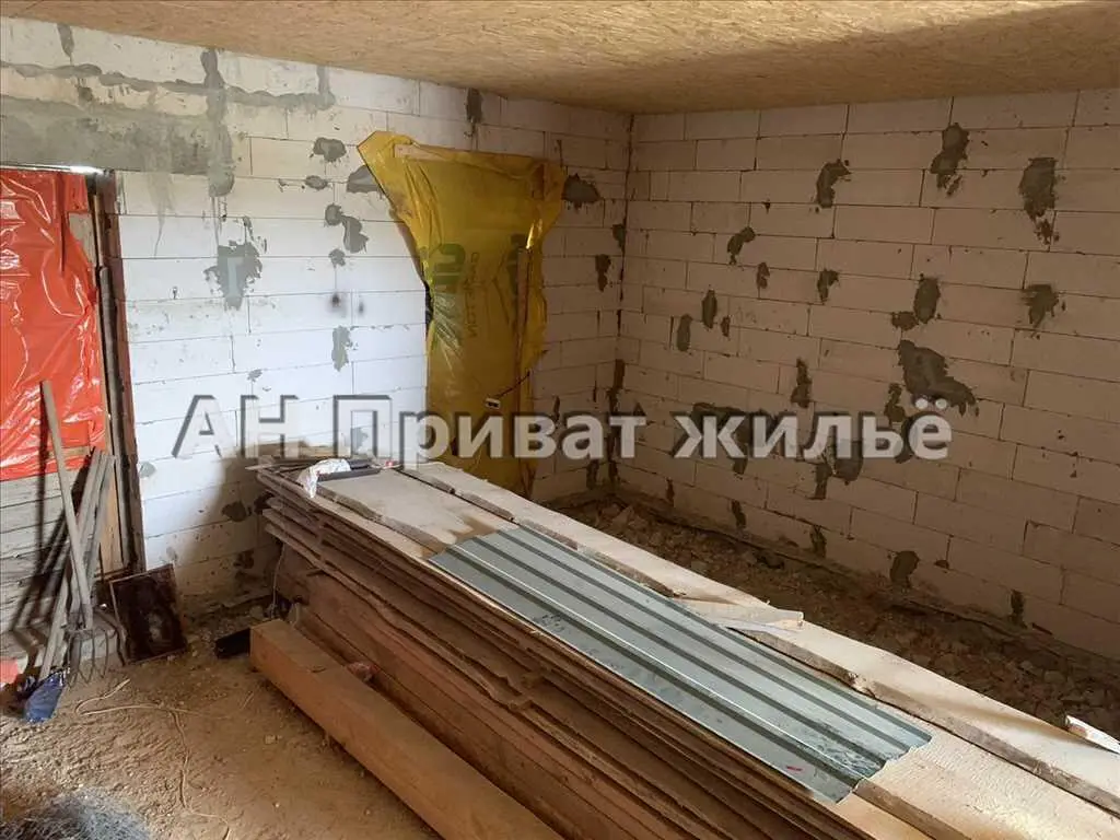 Недобудований будинок в районі ГРЛ, Полтава