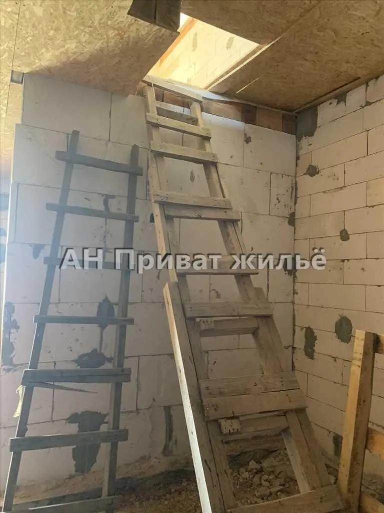 Недобудований будинок в районі ГРЛ, Полтава