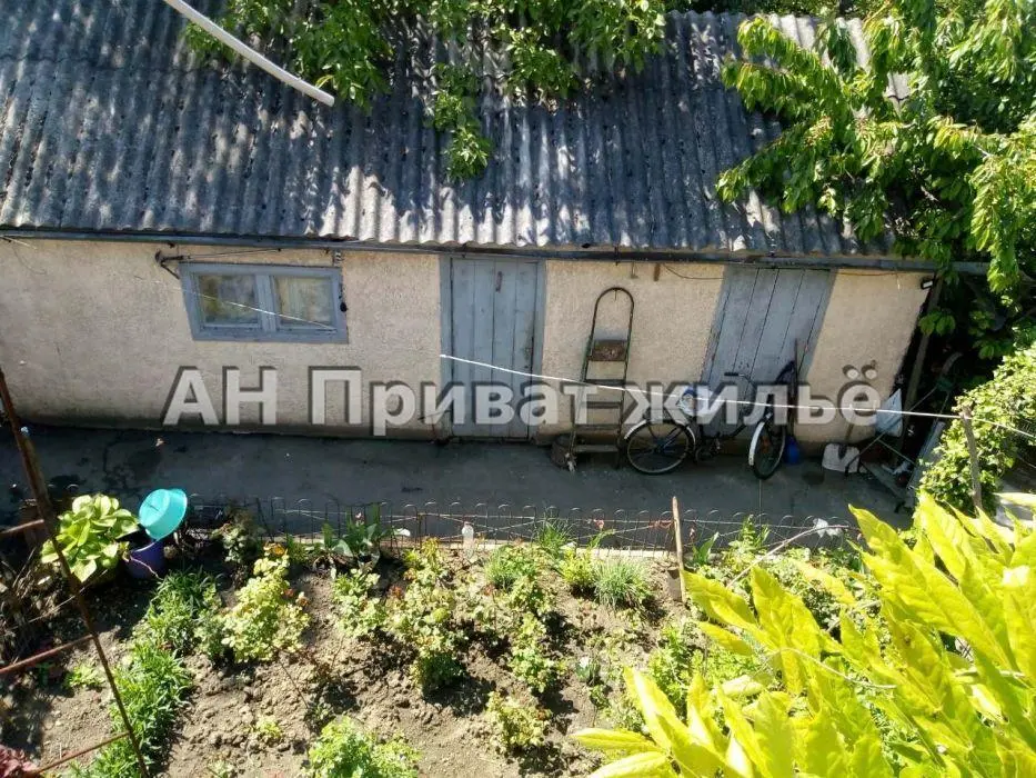 Добротний будинок у Яківцях