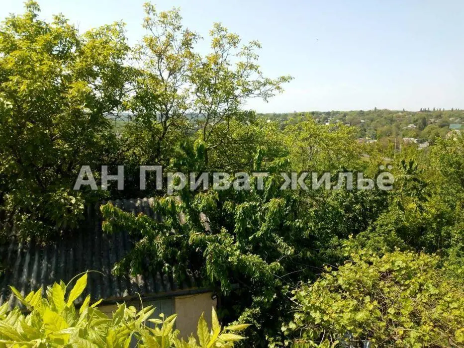 Добротний будинок у Яківцях