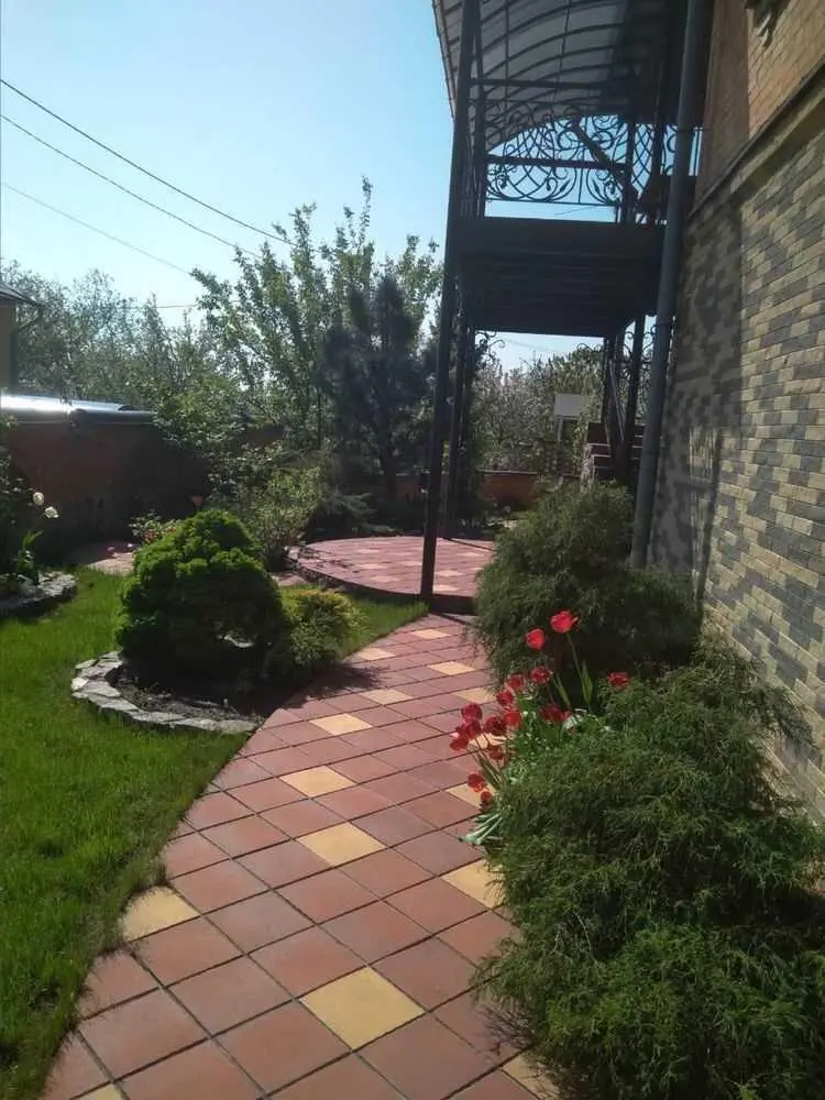 Отдельностоящий дом в центральной части города