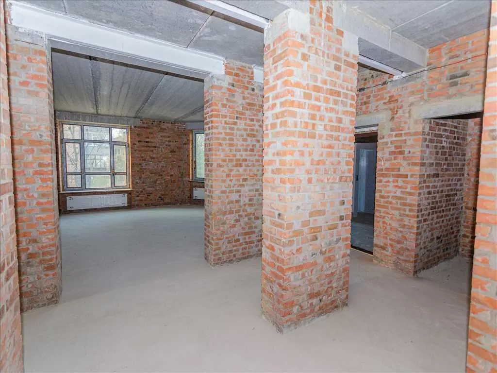 4 кімнатна квартира в історичному центрі м. Полтава