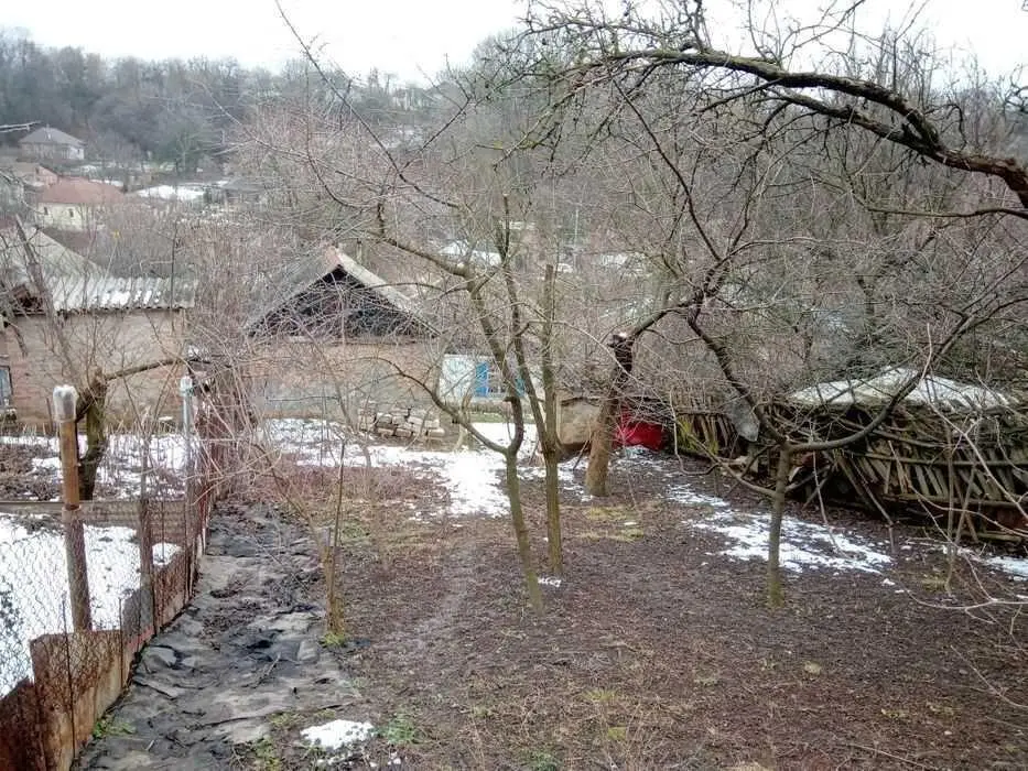 У продажу будинок з ділянкою!