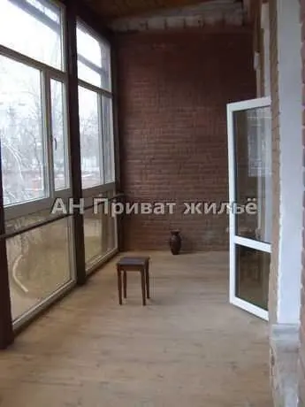 Центр, квартира в 2 хвилинах від Корпусного парку