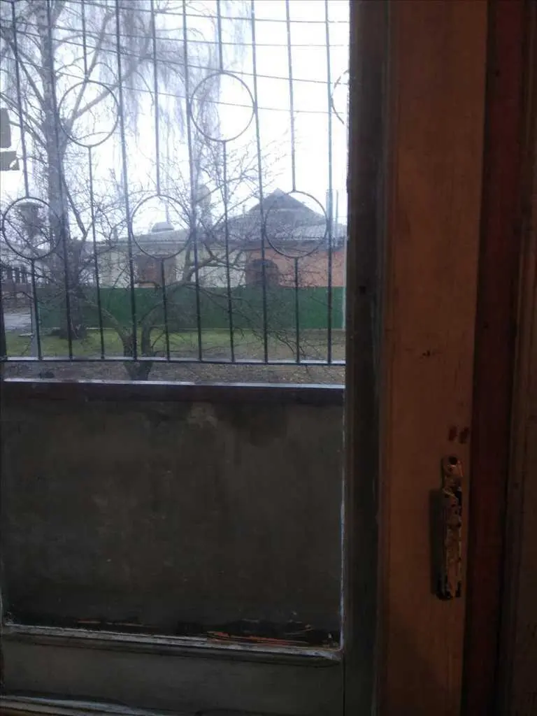 Будинок для великої родини: 100 м.кв і земля біля річки