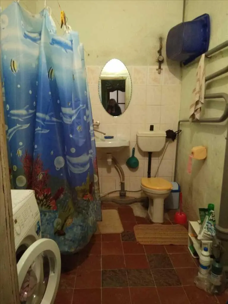 Будинок для великої родини: 100 м.кв і земля біля річки