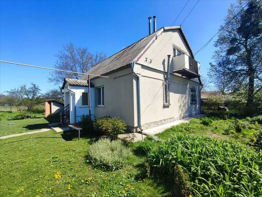 4 кімнати, цегляний будинок, передмістя Полтави!