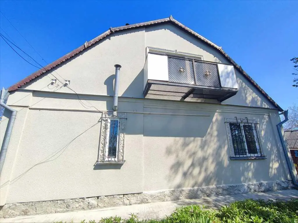 4 кімнати, цегляний будинок, передмістя Полтави!