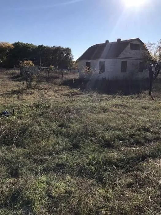 Земельна ділянка 12 соток в Петрівці
