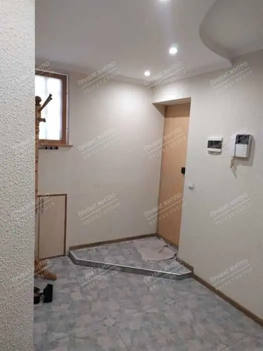 Трикімнатна квартира на Подолі