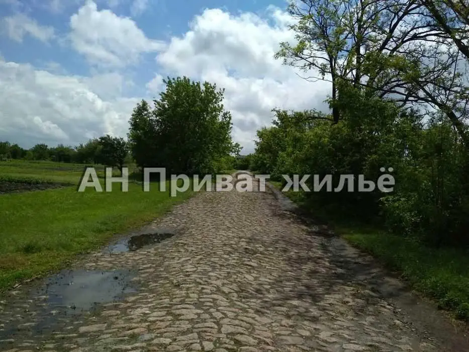 Добротний будинок 2010 року з комунікаціями за 20 км від Полтави.