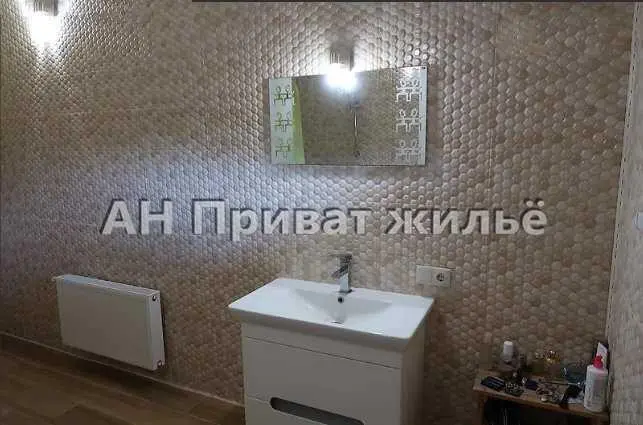 Добротний будинок у Рибцях для великої родини.