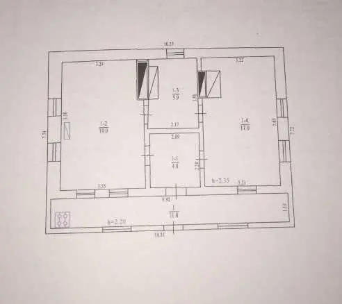 Житловий будинок з великою ділянкою у Петрівці