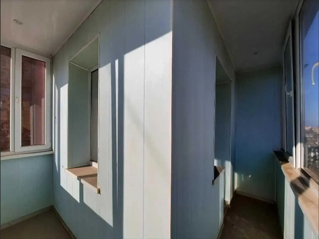 3 кімнатна квартира на Леваді з меблями