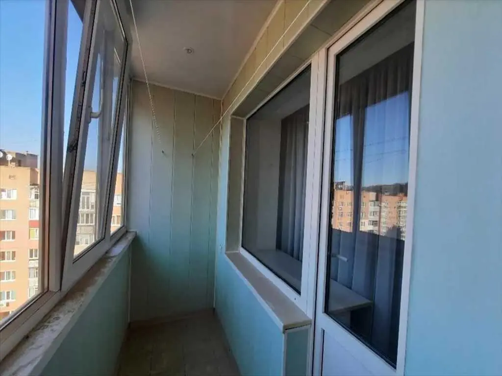 3 кімнатна квартира на Леваді з меблями