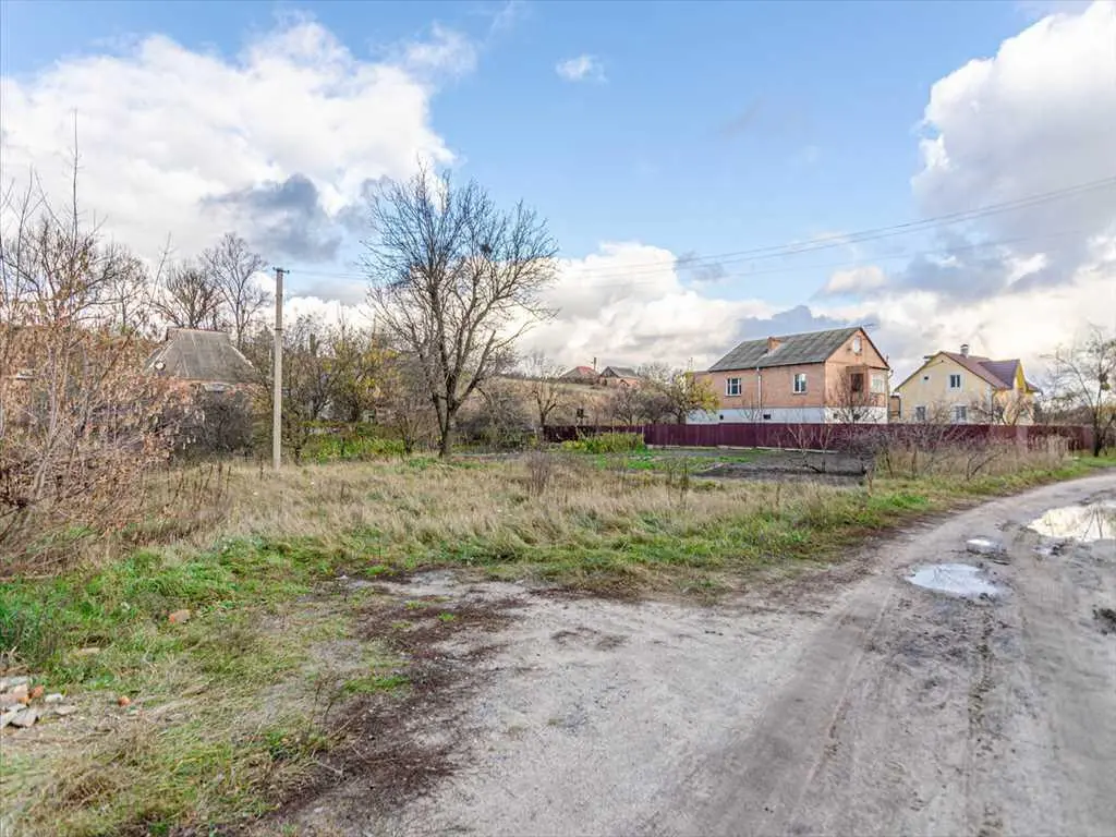 Земельна ділянка у  Вакуленцях