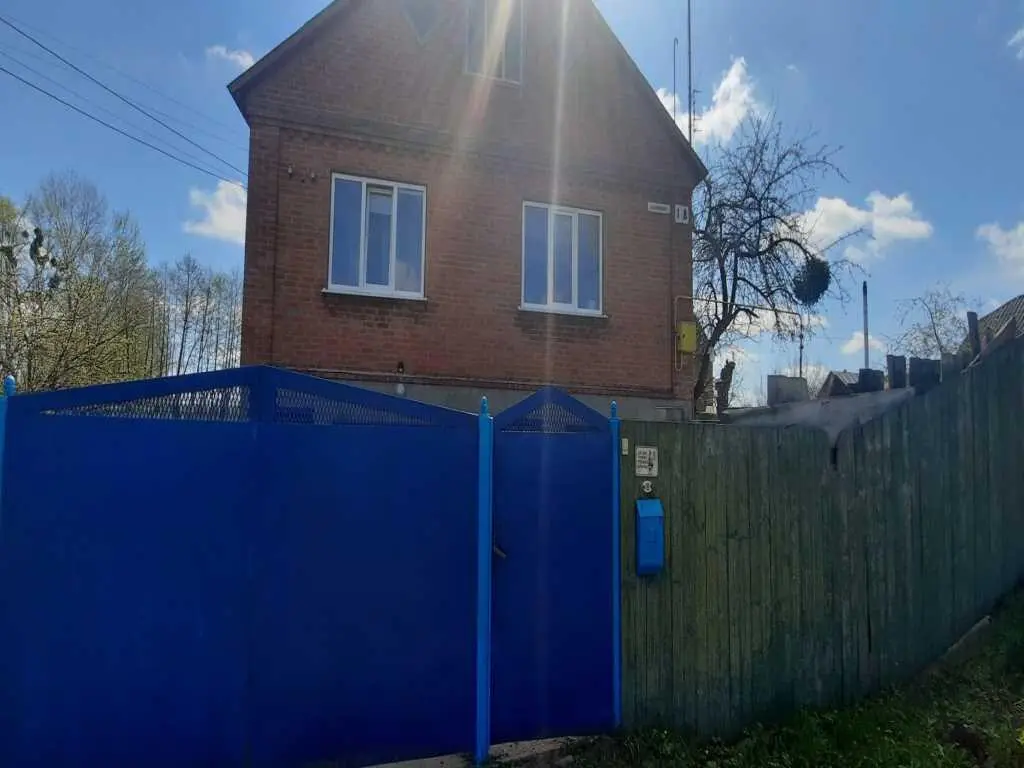 Будинок на Крутому берегу