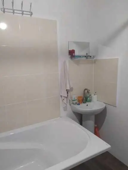 Простора 1-кімнатна квартрира на Браілках