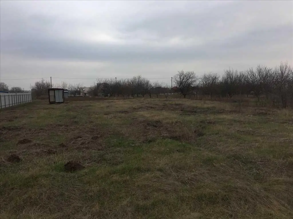 Земельна ділянка в Яру