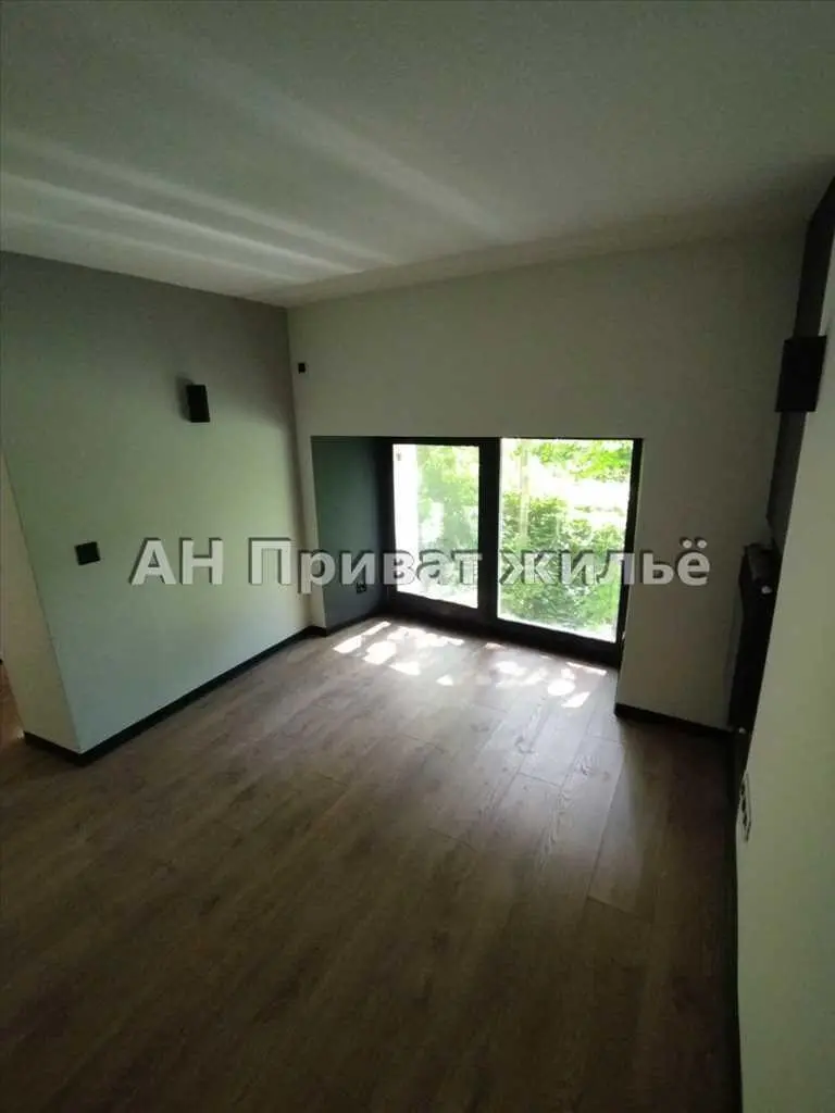 Сучасна та унікальна квартира в серці Полтави!