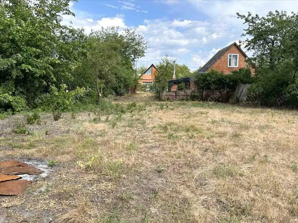 Ділянка на Вороніна у дачному кооперативі