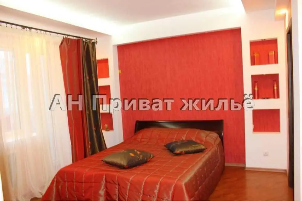 Чудова квартира на Леваді